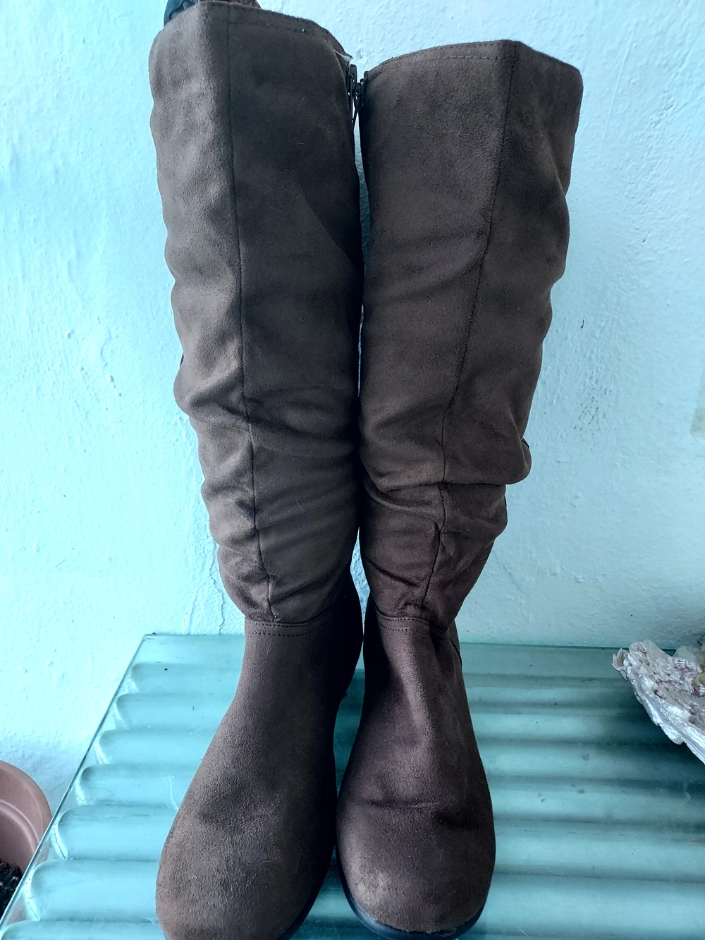 Classic Tall Brown Women's Boots - Stylish Everyday Knee-Highs
